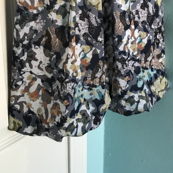 Multi Colored dress - Picture 3 of 5